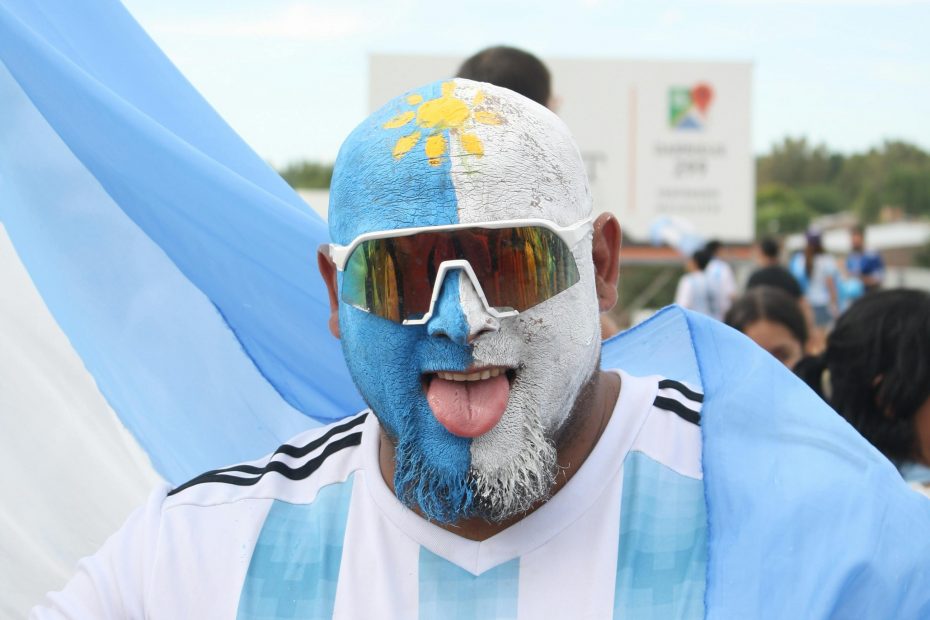 Argentina fans celebrating World Cup